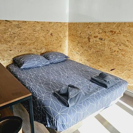 Le Studio De Max - Terrasse Et Parking วาลองซ์ ภายนอก รูปภาพ